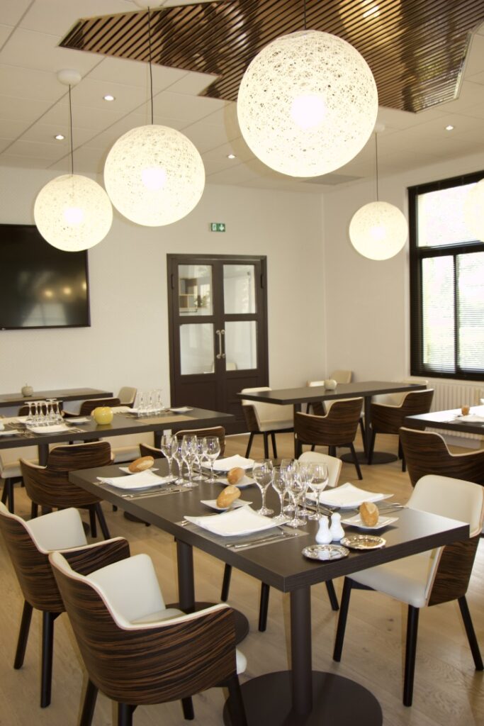 Latil design agencement restaurant Dassault biarritz